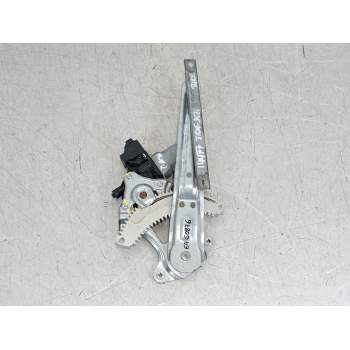ELEVALUNAS TRASERO DERECHO 827201KA1C 827310V01C
