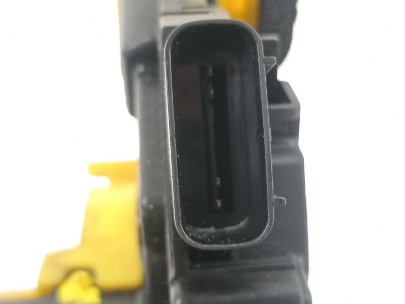 Recambio de cerradura puerta delantera derecha para hyundai i30 (gd) style referencia OEM IAM 81320A6010  