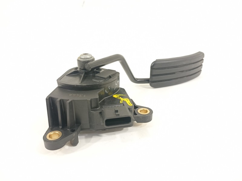 Recambio de potenciometro pedal para renault kangoo profesional referencia OEM IAM 8200436878  