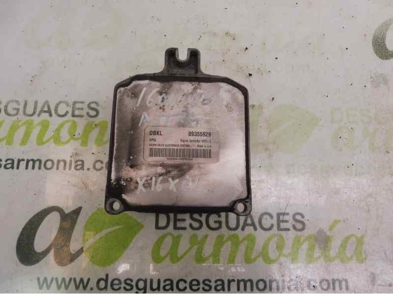 Recambio de centralita motor uce para opel astra g berlina comfort referencia OEM IAM 09355929 D98005DBKL 