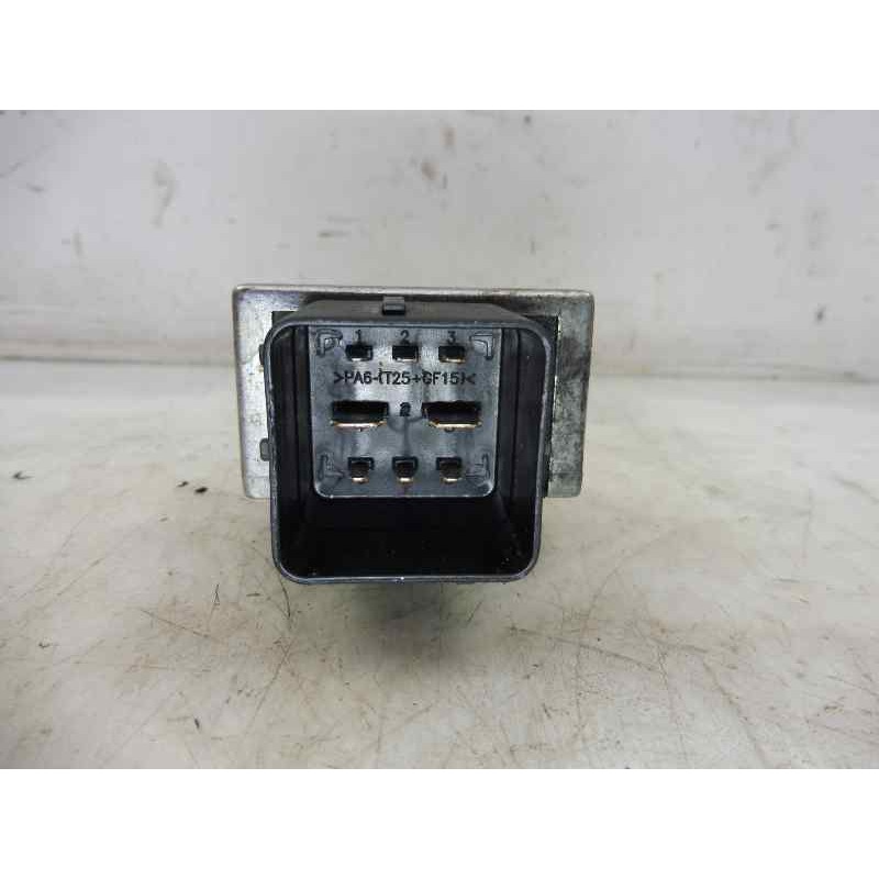 Recambio de caja precalentamiento para mercedes-benz clase b (w246) b 180 cdi (246.212) referencia OEM IAM 110678071R  