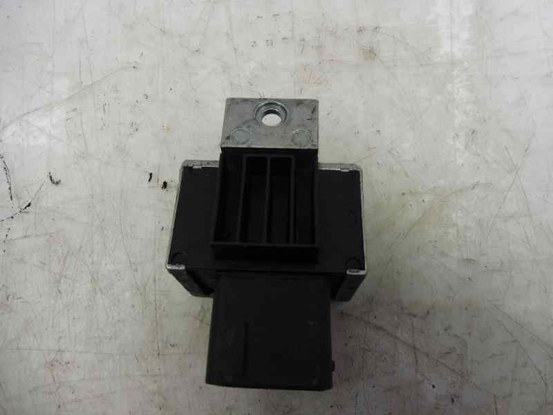 Recambio de caja precalentamiento para mercedes-benz clase b (w246) b 180 cdi (246.212) referencia OEM IAM 110678071R  