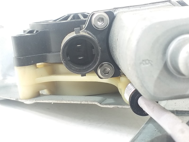 Recambio de elevalunas delantero izquierdo para renault kangoo emotion referencia OEM IAM 807213729R  