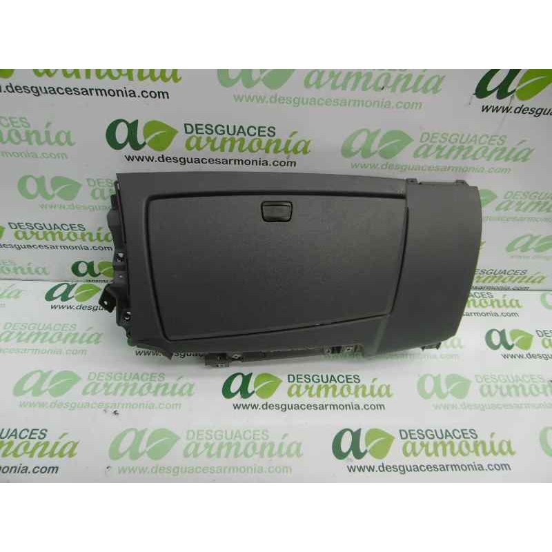 Recambio de guantera para bmw serie 1 berlina (e81/e87) 118d referencia OEM IAM 51166982567  