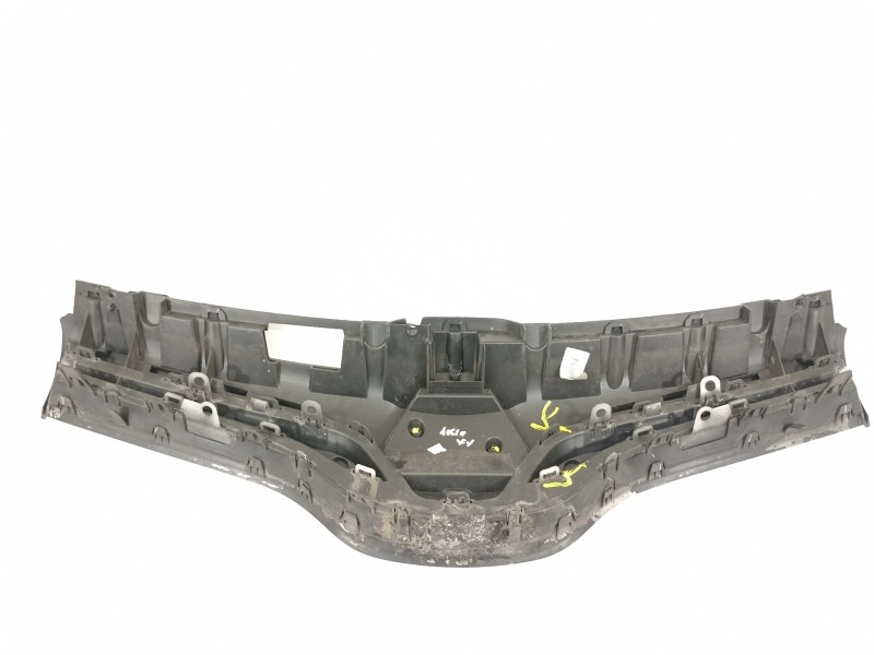 Recambio de rejilla delantera para renault kangoo profesional referencia OEM IAM 623101381R  