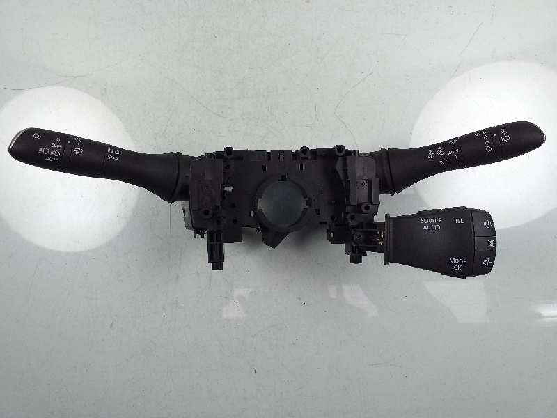 Recambio de mando luces para renault megane iv berlina 5p zen referencia OEM IAM 255678341R  