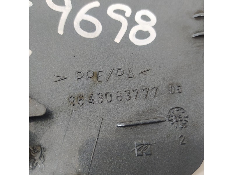 Recambio de tapa exterior combustible para peugeot 307 break/sw (s2) sw pack referencia OEM IAM 9643083777  