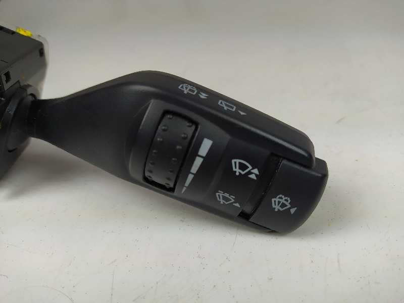 Recambio de mando limpia para ford kuga (cbs) titanium referencia OEM IAM 4M5T17A553BD  