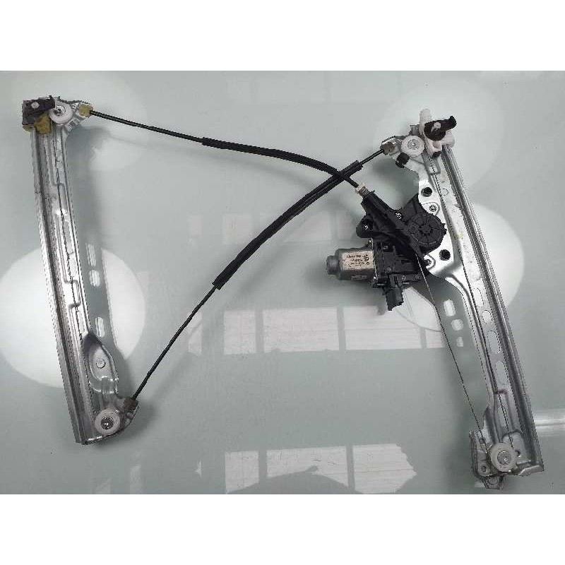 Recambio de elevalunas delantero derecho para renault megane iv berlina 5p zen referencia OEM IAM 807206746R  