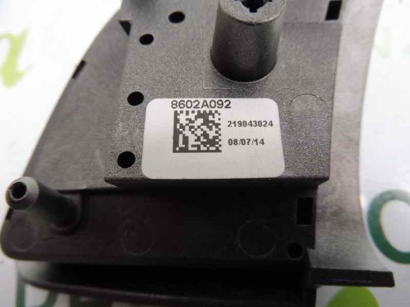 Recambio de mando volante para mitsubishi asx (ga0w) challenge 2wd referencia OEM IAM 8616A027 8602A092 