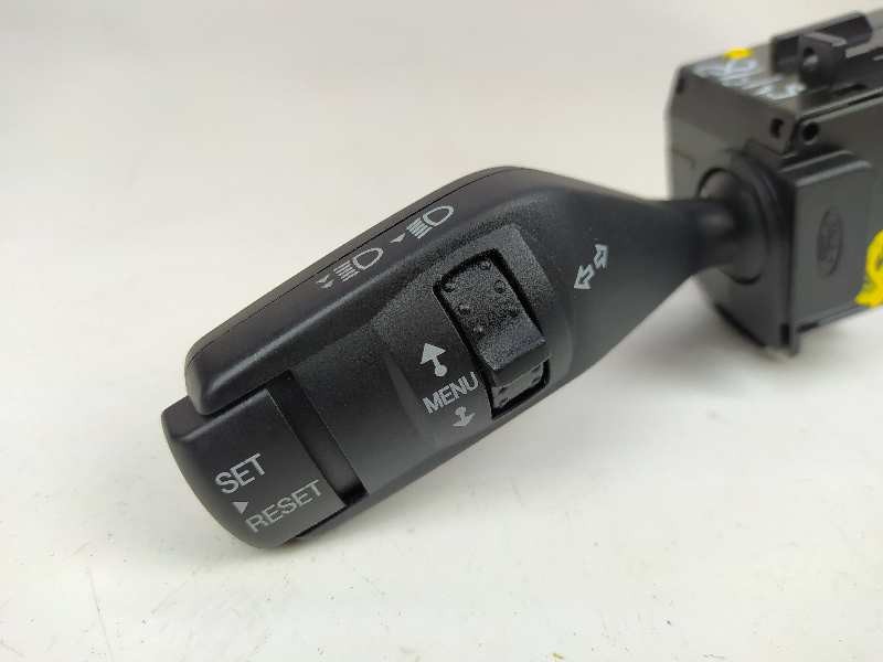 Recambio de mando intermitentes para ford kuga (cbs) titanium referencia OEM IAM 4M5T13335BD  