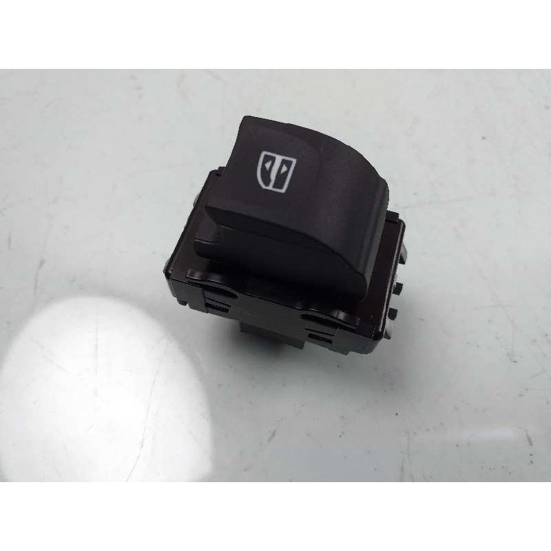 Recambio de mando elevalunas delantero derecho para renault megane iv berlina 5p zen referencia OEM IAM 254214896R  