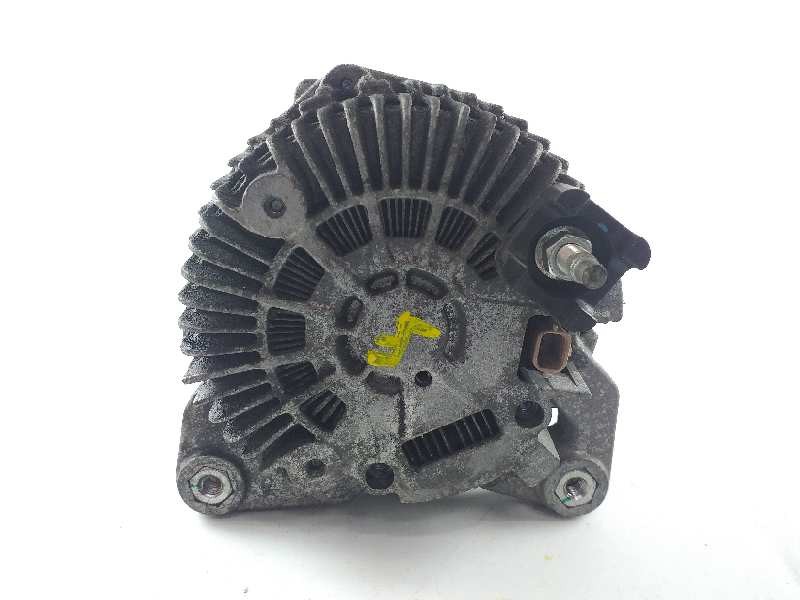 Recambio de alternador para renault latitude privilege referencia OEM IAM 8200654785  