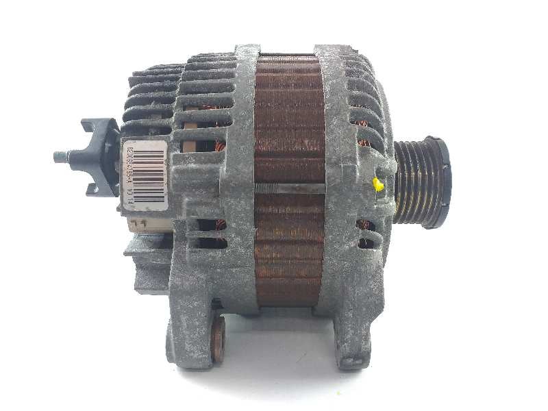 Recambio de alternador para renault latitude privilege referencia OEM IAM 8200654785  