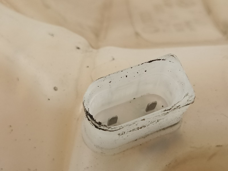 Recambio de deposito expansion para seat exeo berlina (3r2) reference referencia OEM IAM 8E0121403A  