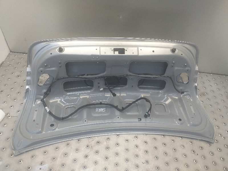 Recambio de porton trasero para renault latitude privilege referencia OEM IAM 901002987R  