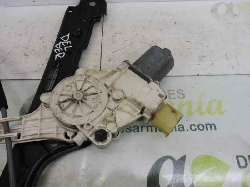 Recambio de elevalunas delantero derecho para bmw serie 1 berlina (e81/e87) 118d referencia OEM IAM 51337138466  