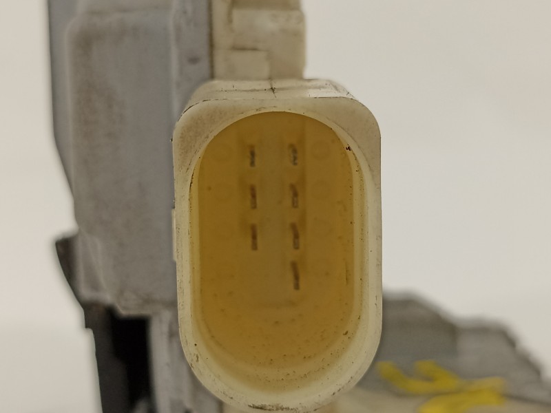 Recambio de cerradura puerta trasera izquierda para volkswagen passat berlina (3c2) advance referencia OEM IAM 3C4839015A  