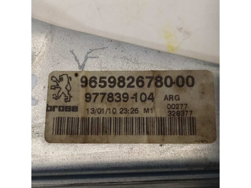 Recambio de elevalunas trasero izquierdo para peugeot 308 sport referencia OEM IAM 9659826780  