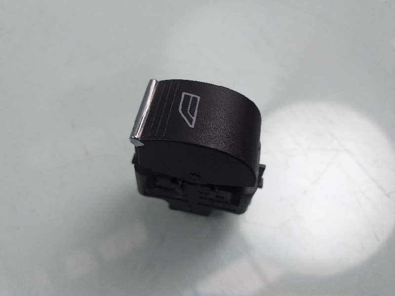 Recambio de mando elevalunas trasero derecho para ford focus lim. (cb8) trend referencia OEM IAM BM5T14529AB  