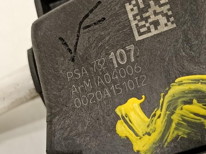 Recambio de cerradura puerta trasera derecha para peugeot 308 sport referencia OEM IAM 732107  