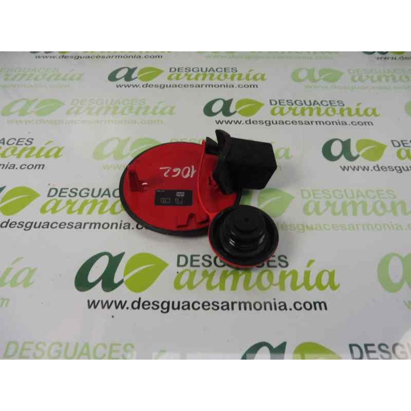Recambio de tapa exterior combustible para opel corsa e color edition ecoflex referencia OEM IAM 468485664  