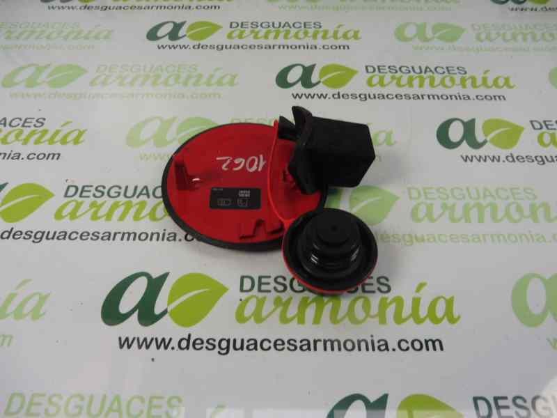 Recambio de tapa exterior combustible para opel corsa e color edition ecoflex referencia OEM IAM 468485664  