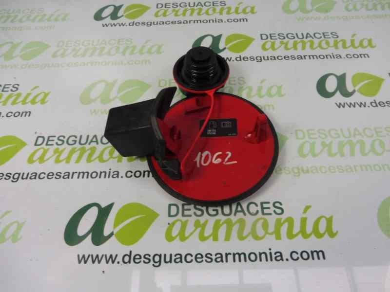 Recambio de tapa exterior combustible para opel corsa e color edition ecoflex referencia OEM IAM 468485664  