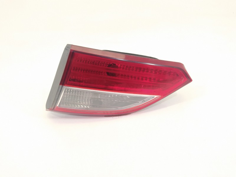 Recambio de piloto trasero derecho para hyundai i30 (gd) style referencia OEM IAM 92404A  