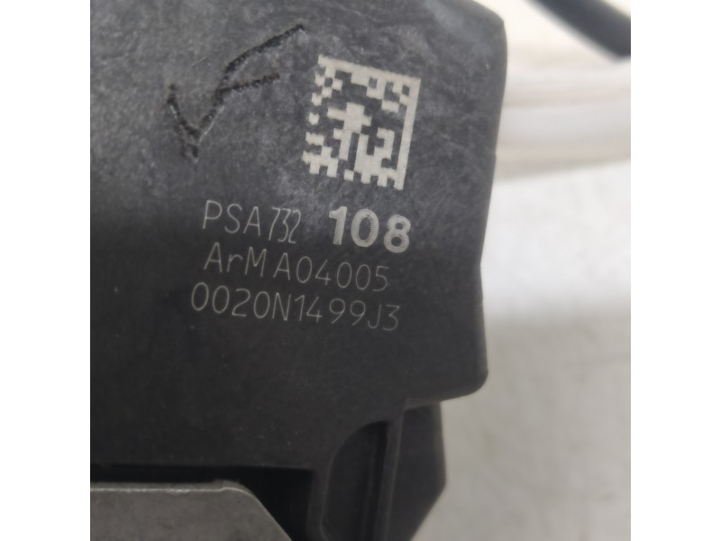 Recambio de cerradura puerta trasera izquierda para peugeot 308 sport referencia OEM IAM 732108  