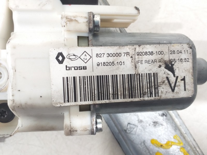 Recambio de elevalunas trasero derecho para renault latitude privilege referencia OEM IAM 827200009R 827300007R 