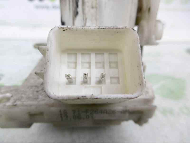 Recambio de cerradura puerta trasera derecha para ford mondeo berlina (ge) ambiente referencia OEM IAM XS41A26412CG  