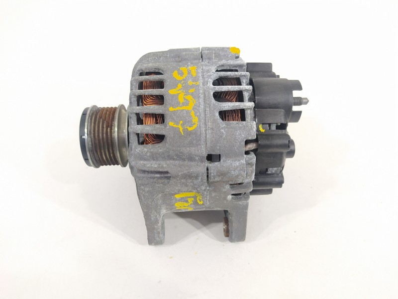 Recambio de alternador para renault megane iii berlina 5 p business referencia OEM IAM 231000027R 2606288A TG12C078