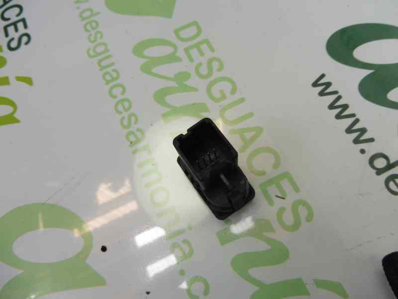 Recambio de mando elevalunas trasero derecho para ford focus c-max (cap) trend (d) referencia OEM IAM 3M5T14529AA  