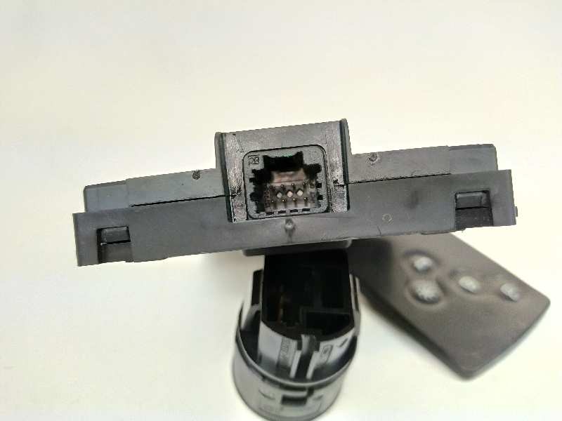 Recambio de conmutador de arranque para renault latitude privilege referencia OEM IAM 285909828R  