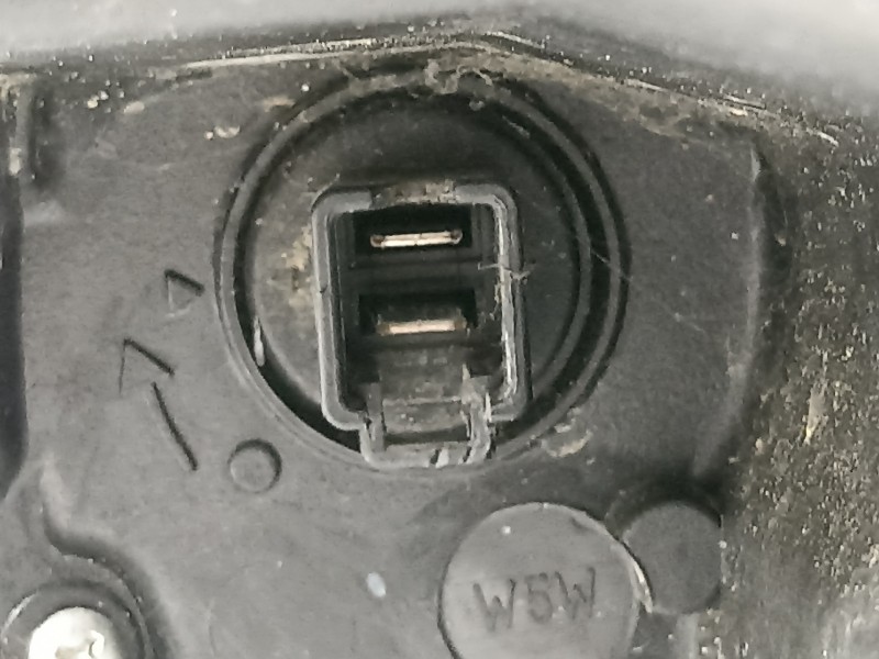 Recambio de faro izquierdo para suzuki grand vitara jb (jt) 1,9 ltr. ddis jlx-e 5-türig referencia OEM IAM 10059079  