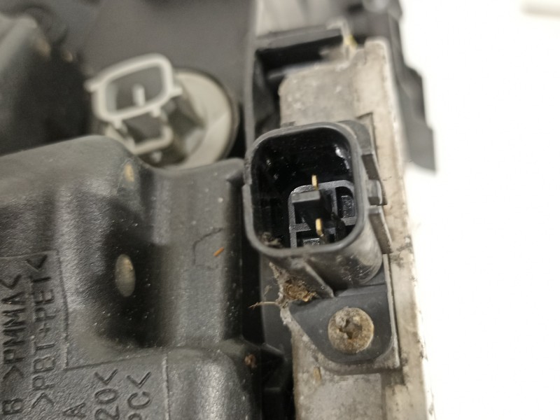 Recambio de faro izquierdo para suzuki grand vitara jb (jt) 1,9 ltr. ddis jlx-e 5-türig referencia OEM IAM 10059079  