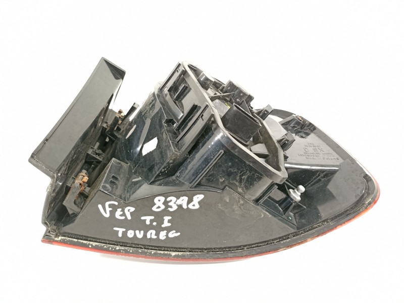 Recambio de piloto trasero izquierdo para volkswagen touareg (7l6) v6 tdi individual referencia OEM IAM 7L6945095R  