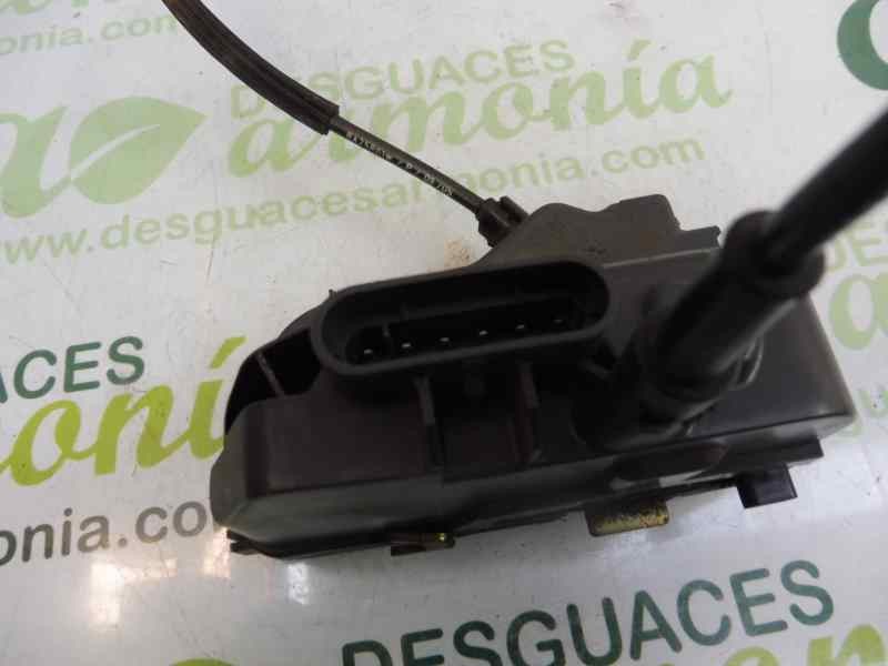 Recambio de cerradura puerta trasera izquierda para renault scenic ii grand luxe dynamique referencia OEM IAM 8200119333  