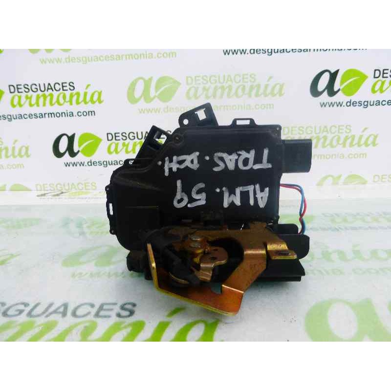 Recambio de cerradura puerta trasera derecha para audi a6 berlina (4b2) 2.4 (121kw) referencia OEM IAM 4B0839016G  