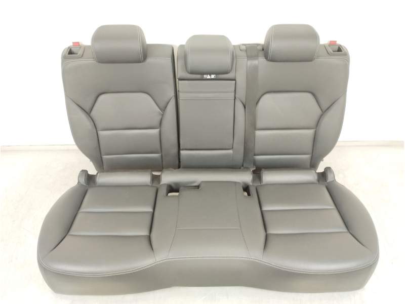ASIENTOS TRASEROS A2469201500 