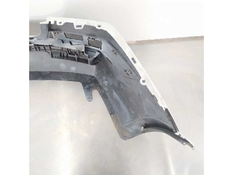 Recambio de paragolpes trasero para renault megane ii classic berlina expression referencia OEM IAM 8200238323  