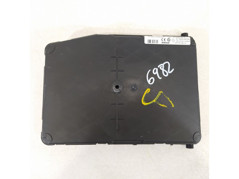 Recambio de modulo electronico para renault megane ii classic berlina expression referencia OEM IAM 8200606826  