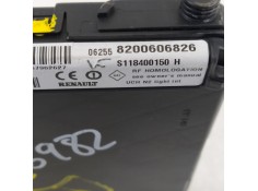 Recambio de modulo electronico para renault megane ii classic berlina expression referencia OEM IAM 8200606826   2