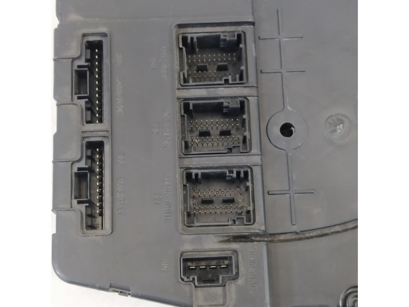 Recambio de modulo electronico para renault megane ii classic berlina expression referencia OEM IAM 8200606826  