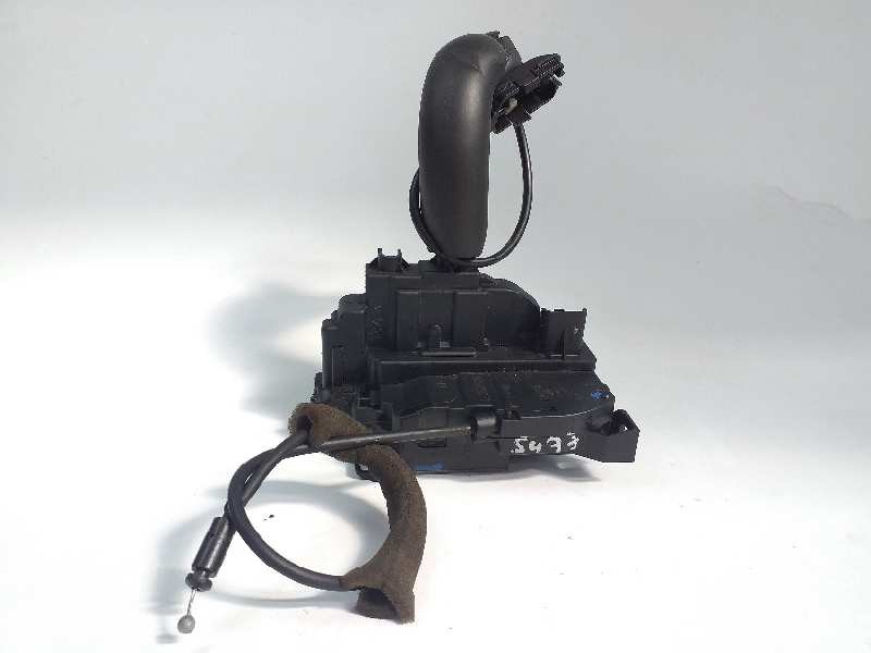 Recambio de cerradura puerta trasera derecha para renault megane iii berlina 5 p business referencia OEM IAM 825020001R  