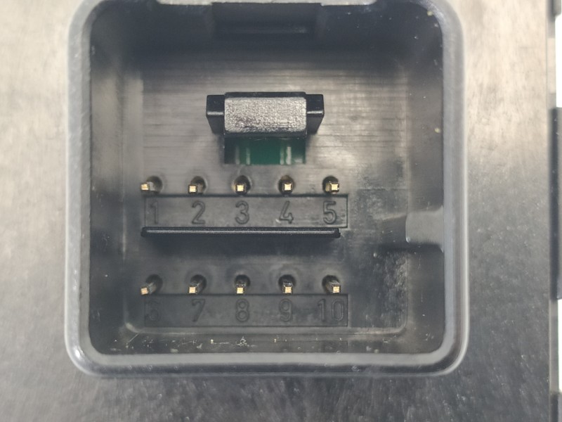 Recambio de mando elevalunas delantero izquierdo para volkswagen touareg (7l6) v6 tdi individual referencia OEM IAM 7L6959857E  