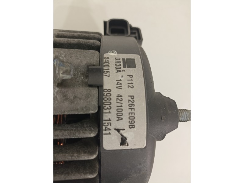 Recambio de alternador para opel zafira b enjoy plus referencia OEM IAM 8400157  
