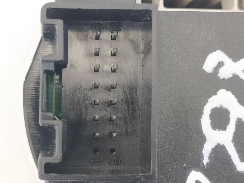 Recambio de mando multifuncion para volkswagen touareg (7l6) v6 tdi individual referencia OEM IAM 7L6941435R  