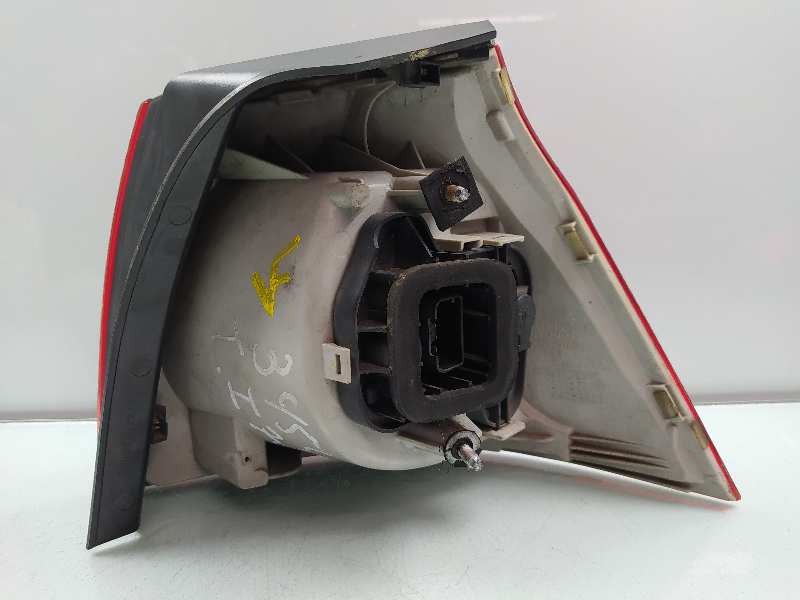 Recambio de piloto trasero izquierdo para volkswagen golf v berlina (1k1) highline referencia OEM IAM 1K6945095E  